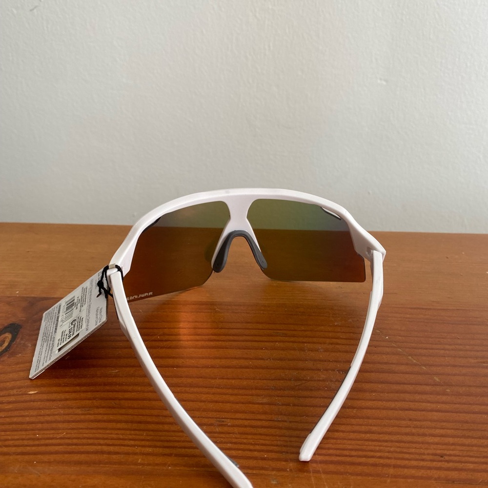 White Sunglasses with Reflective Lenses - Picture 2 of 3